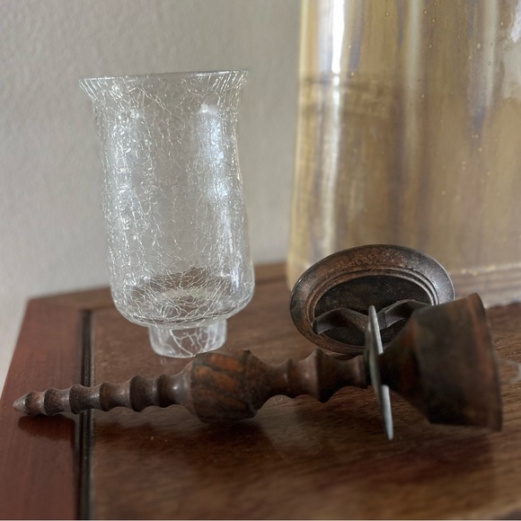 Bronze wall sconce with clear crackled glass shade - Picture 1 of 12